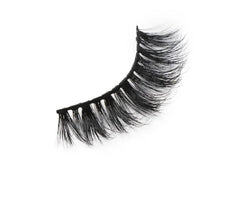 Nafeesa Lash - Couture Coiffure